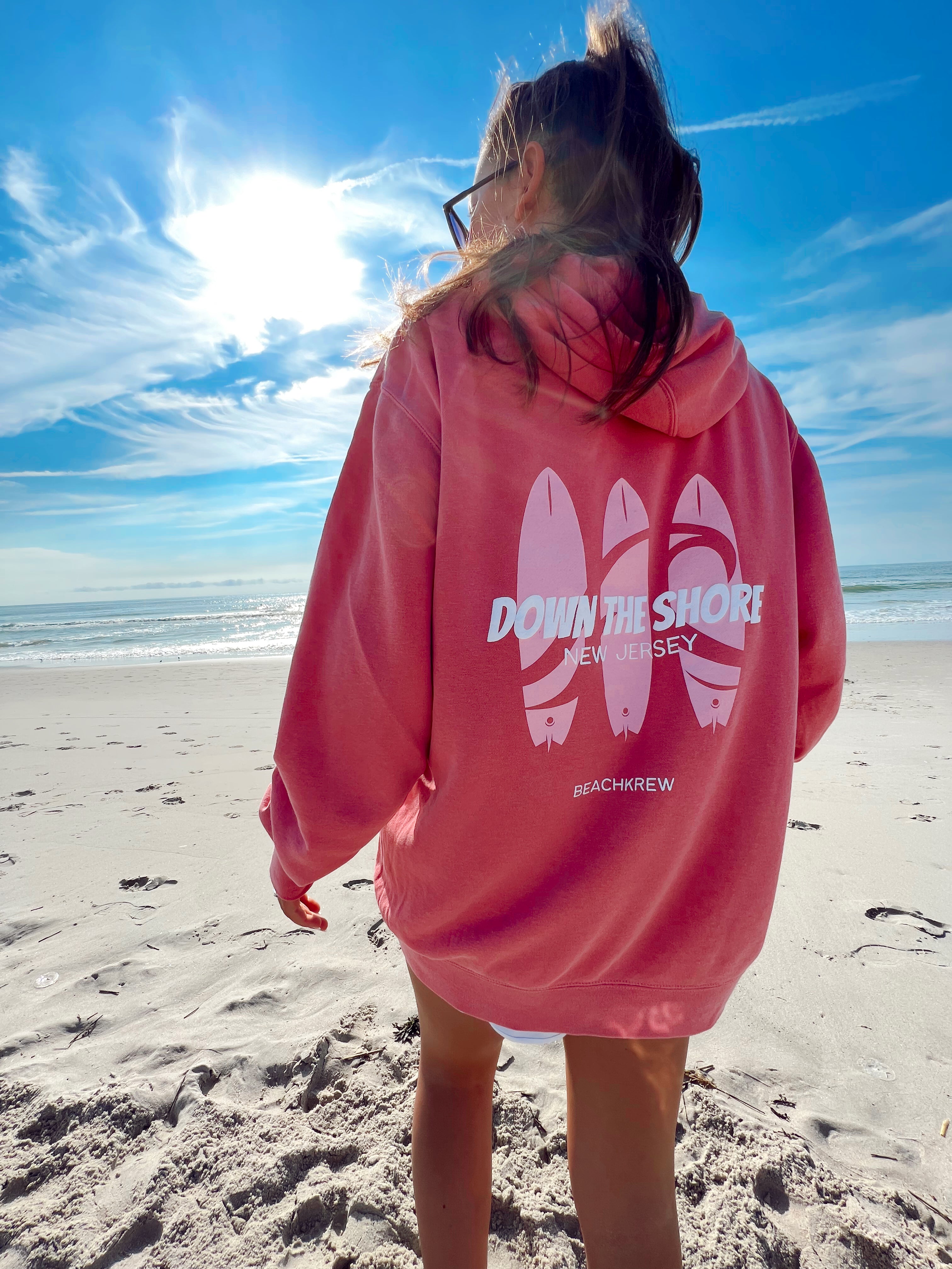 DOWN THE SHORE PINK HOODIE beachkrew