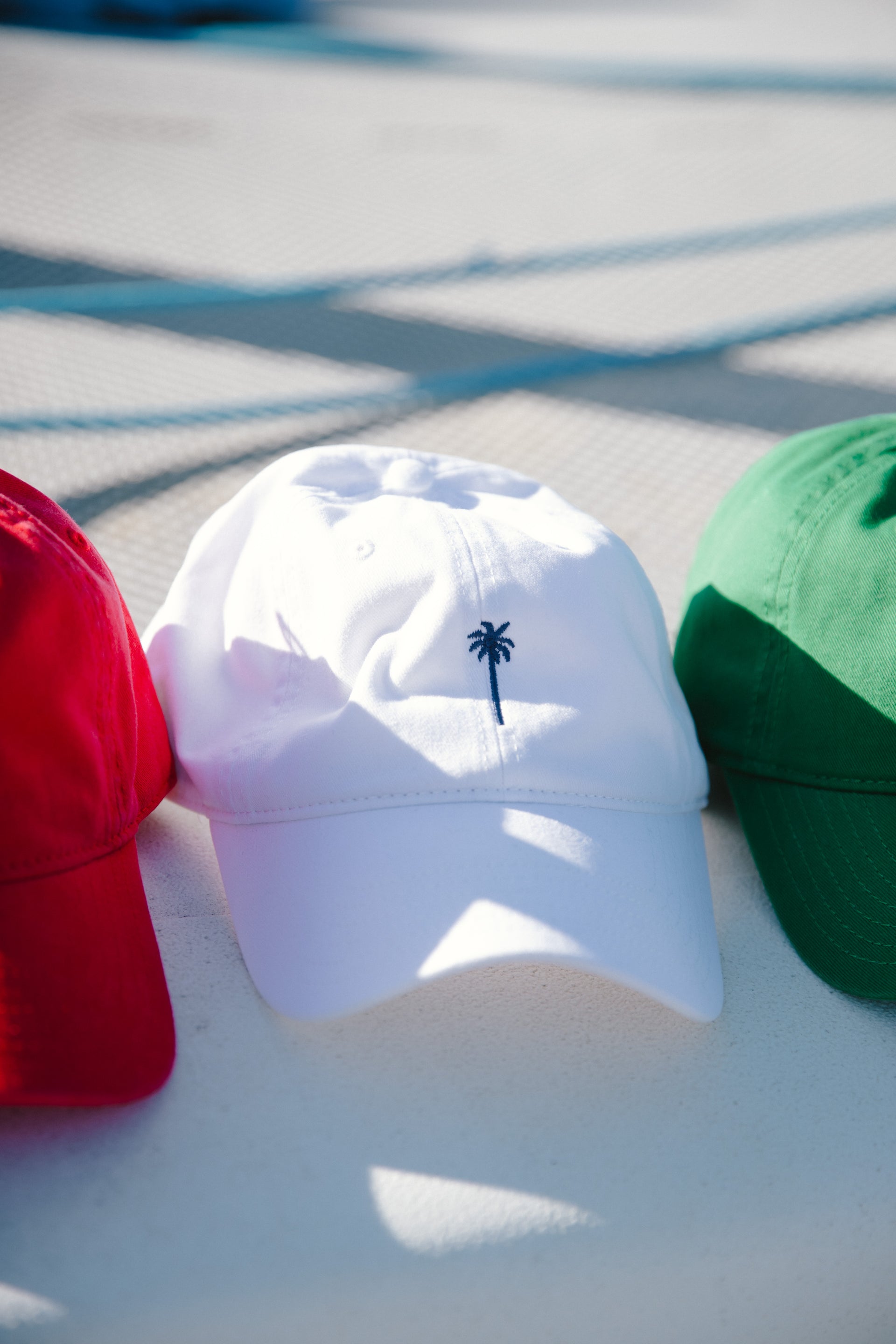 CLASSICS PALM DAD HAT - WHITE