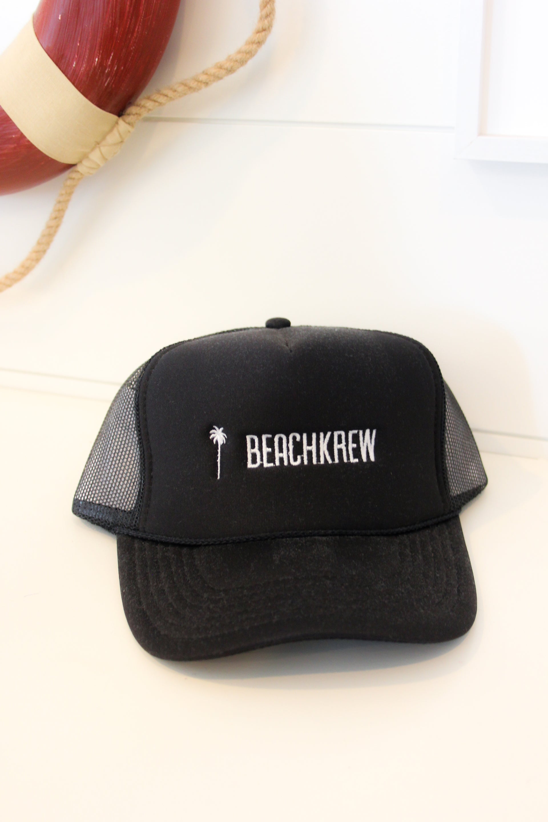 BEACHKREW LOGO TRUCKER HAT - BLACK