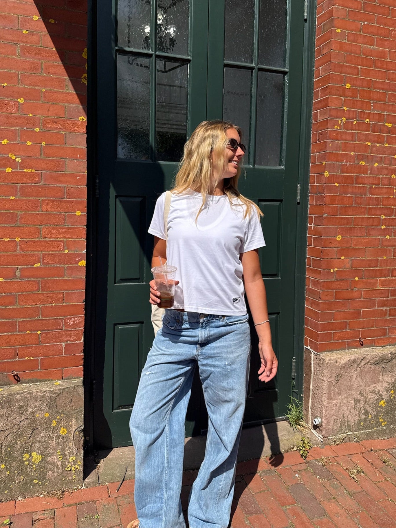 BK BURGEE WOMEN'S TEE - WHITE