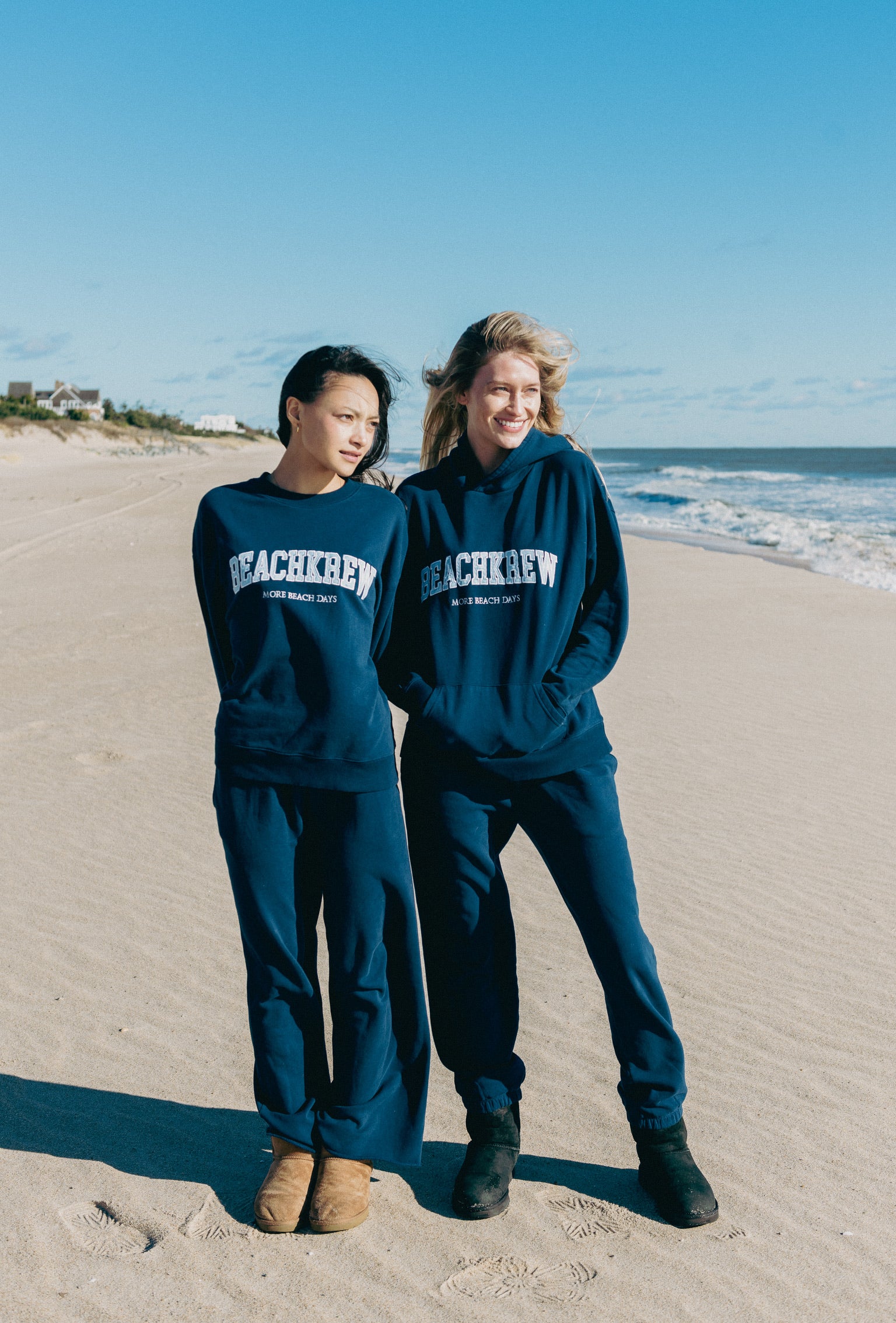 BEACHKREW VARSITY CORE SWEATPANTS - NAVAL