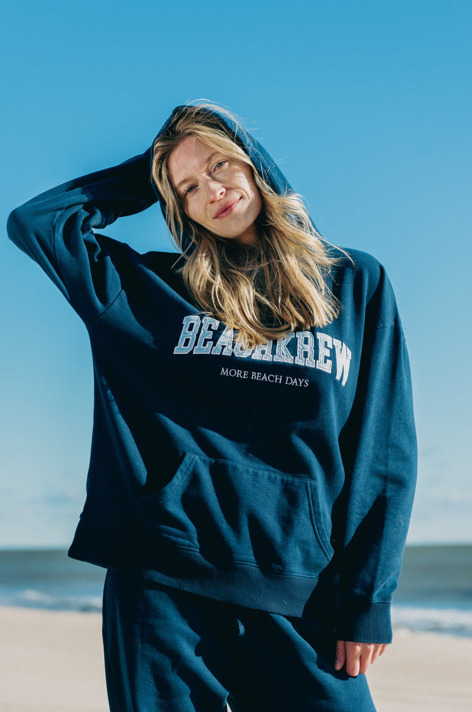BEACHKREW VARSITY CORE HOODIE - NAVAL