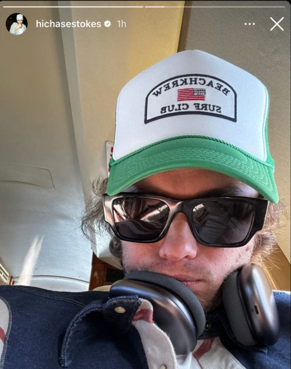 SURF CLUB PATCH TRUCKER HAT - WHITE / GREEN