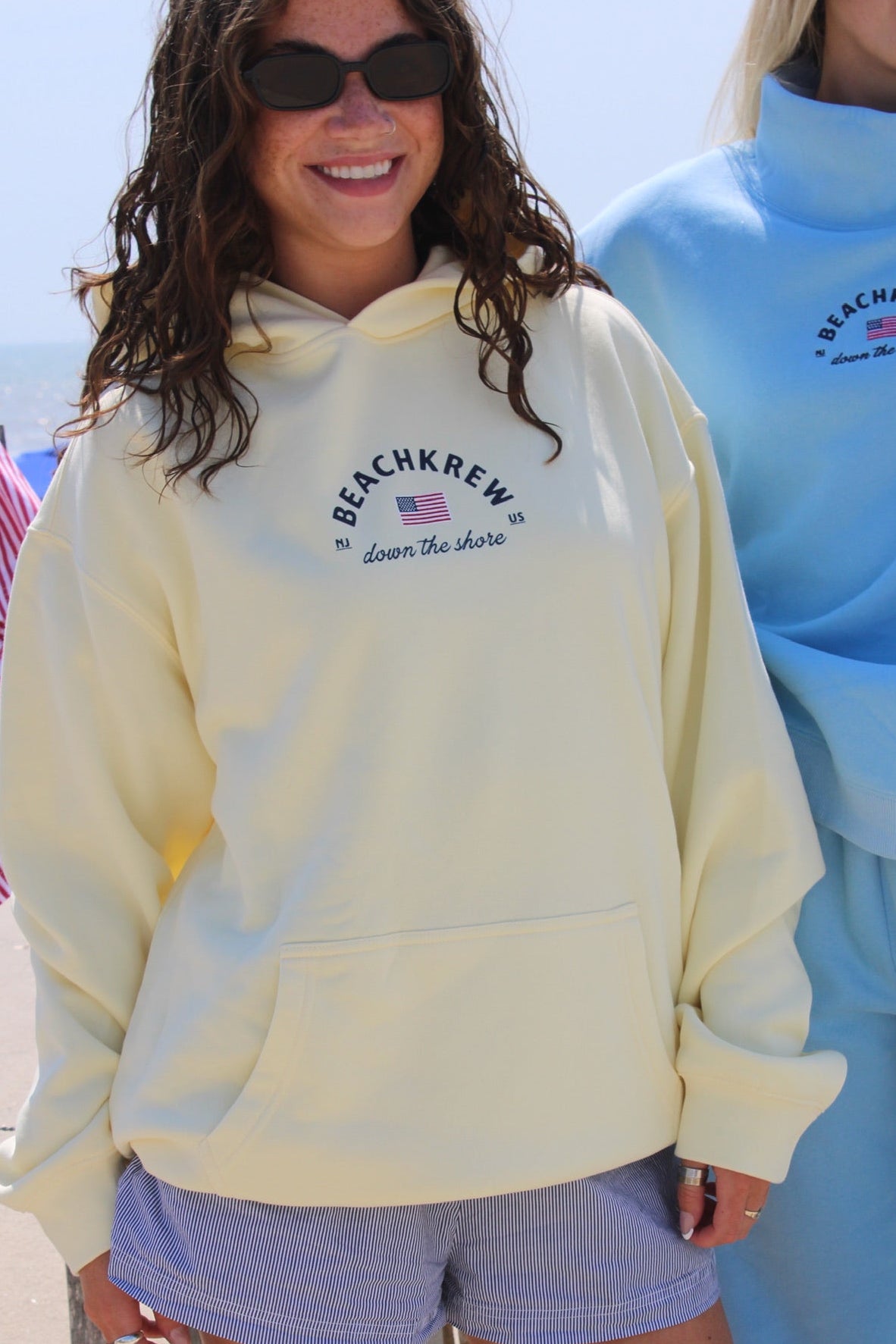 DOWN THE SHORE USA HOODIE - YELLOW