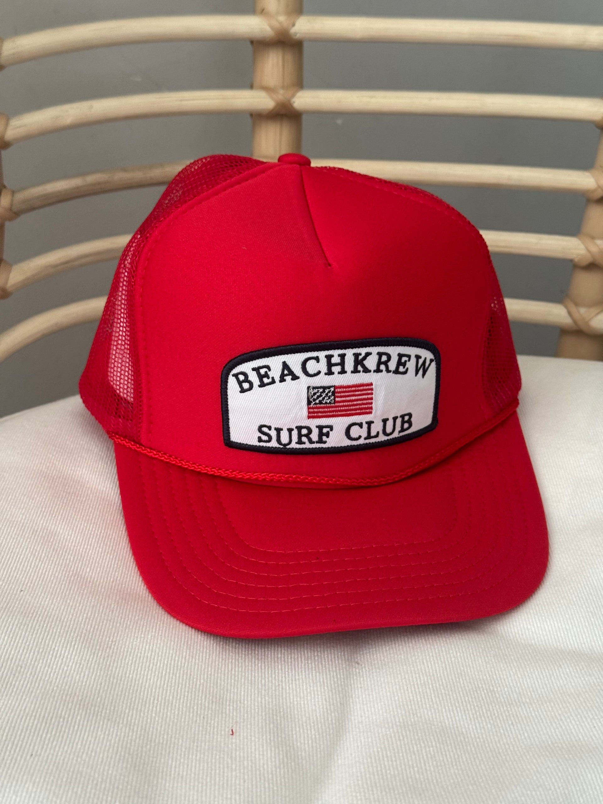 SURF CLUB PATCH TRUCKER HAT - RED